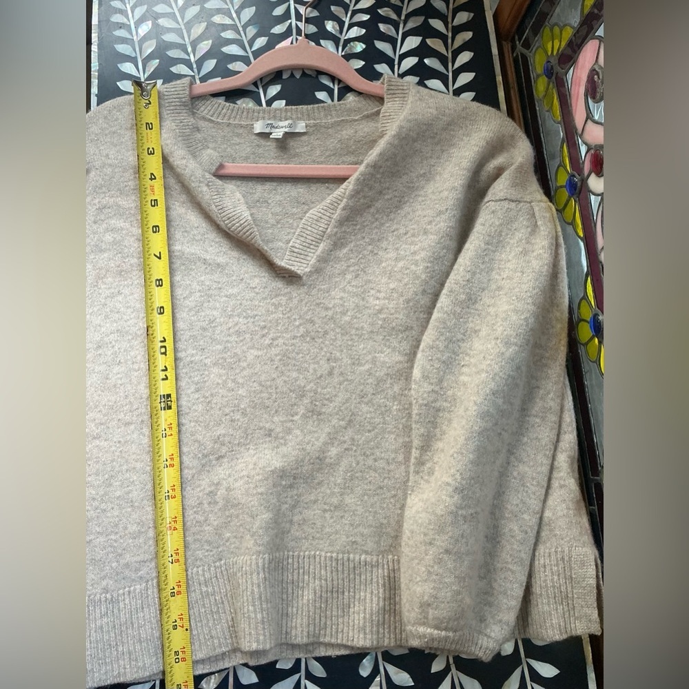 Madewell Wiltshire Wool Blend V-Neck Sweater Beige Quiet Luxury Minimalist S - Picture 9 of 10